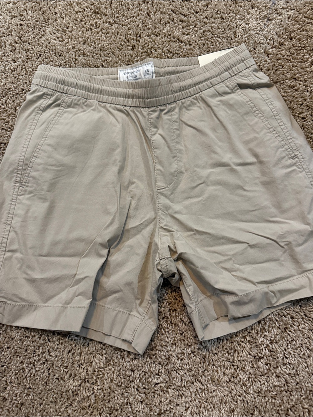 Abercrombie & Fitch Men's Light Beige Athletic Shorts - Picture 1 of 3